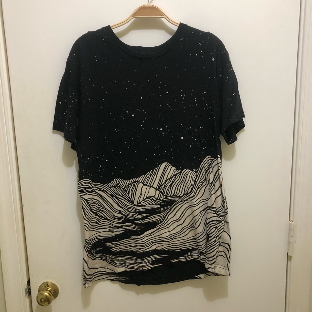 Raised by Wolves t-shirt, size medium, black and white
